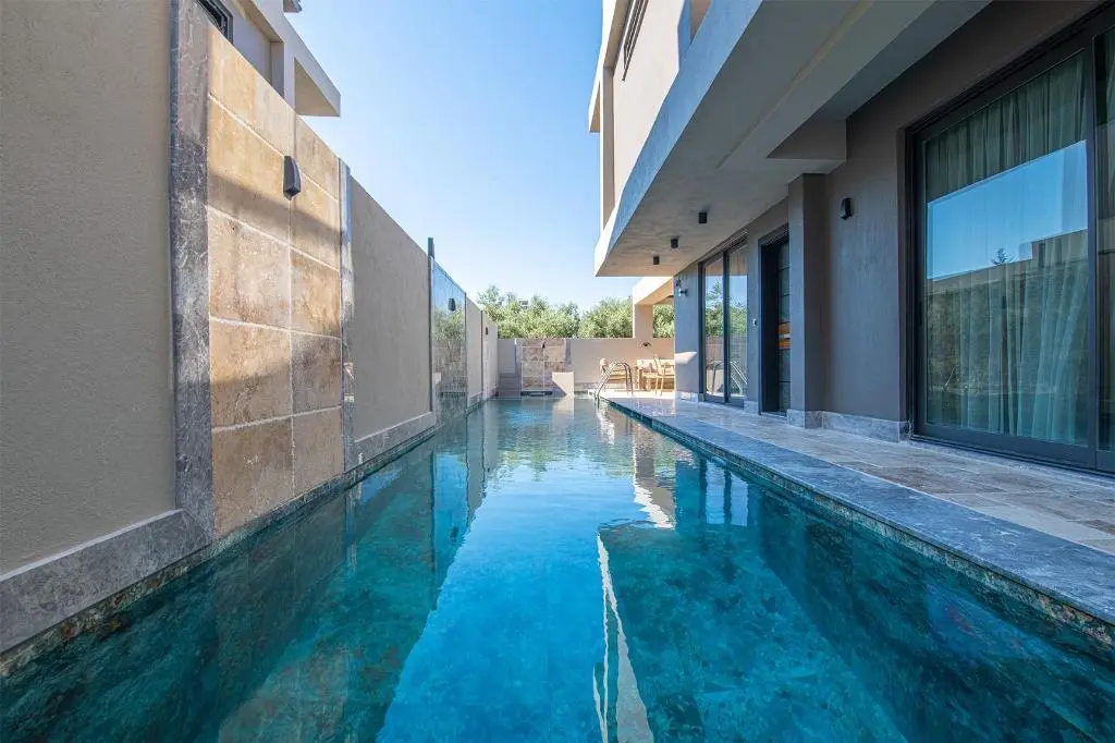 Villa in Babatasi